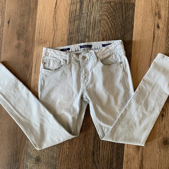 Vigoss Women's size 28W/29L Blue & White  "The Jagger" Skinny Striped Jeans - Picture 2 of 10